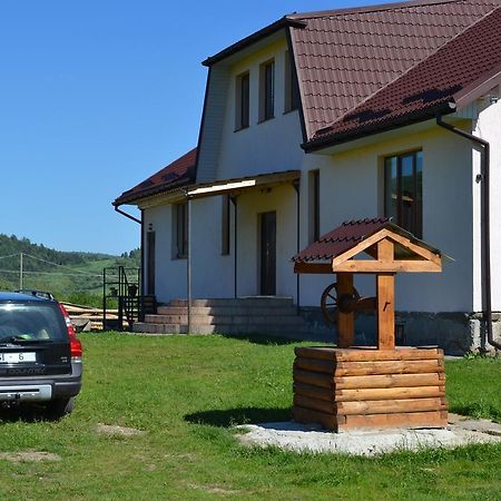 U Dvori Hotel Podgorodtsy Exterior foto