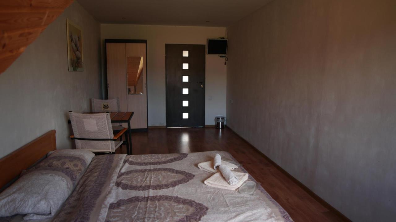 U Dvori Hotel Podgorodtsy Exterior foto