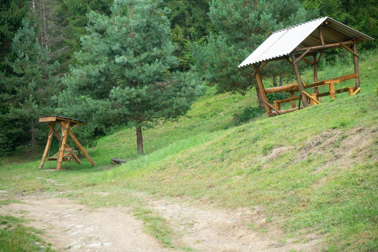 U Dvori Hotel Podgorodtsy Exterior foto